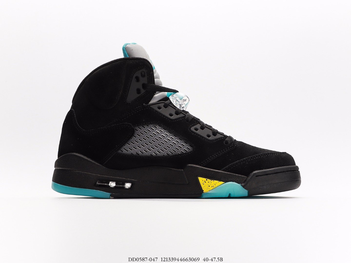 微信图片_20240130112432.jpg Nike Air Jordan 5 Retro OG - Image 1